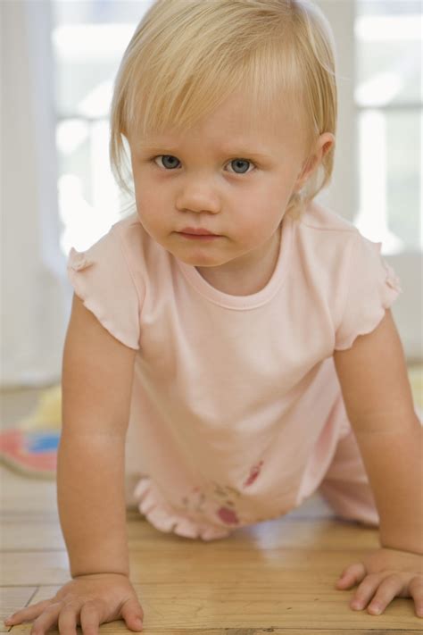 Fine Motor & Gross Motor Activities for Infants & Toddlers | Infant