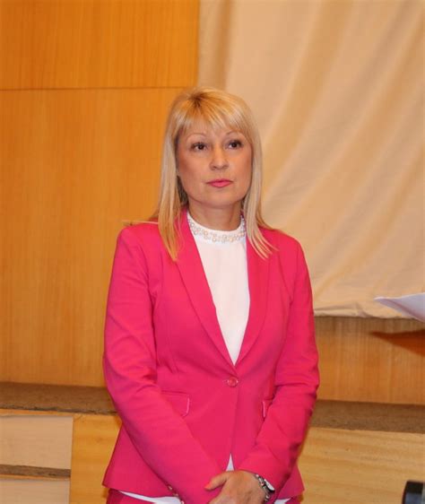 Нов общински съветник зае мястото на отстранената заради конфликт на ...
