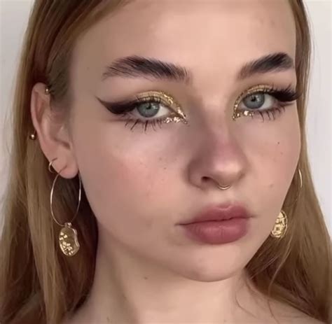 𝚙𝚒𝚗𝚝𝚎𝚛𝚎𝚜𝚝: 𝚖𝚊𝚛𝚎𝚗𝚝𝚘𝚛𝚛𝚒 in 2025 | Goddess makeup, Greek makeup, Greek ...