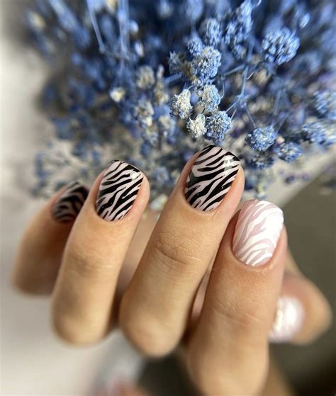 Pin by Danna Diaz on uñas | Kylie nails, Work nails, Zebra nails