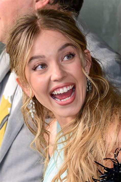 Sydney Sweeney Sexy Cleavage Boobs Echo Valley Premiere London - Hot