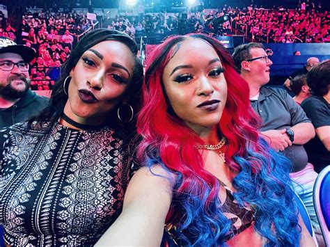 Red Velvet and Kiera Hogan : r/Kiera_Hogan