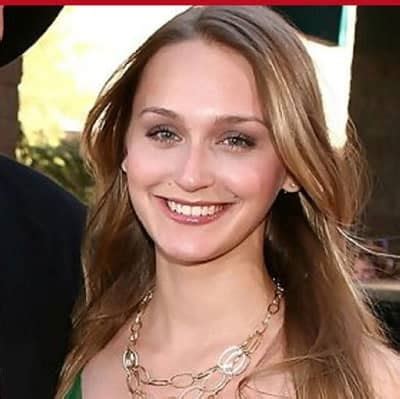 Megan Wallace Cunningham - Bio, Age, Height, Net Worth, Facts