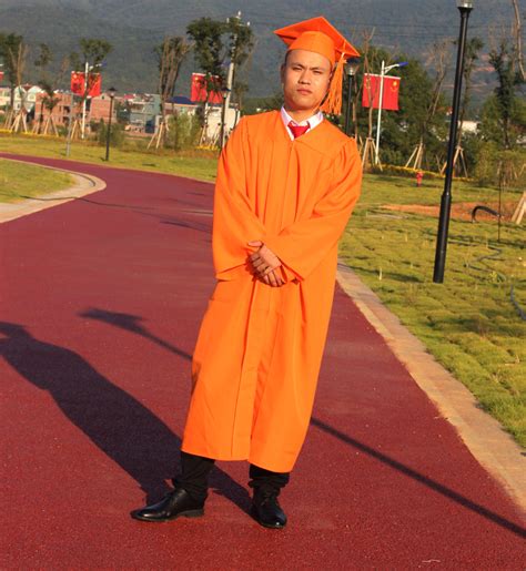 Matte Adult U.S Style Grad Dresses Graduation Cap & Gown Outfits With