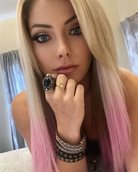 Alexa Bliss (@goddess._alexabliss) • Instagram photos and videos