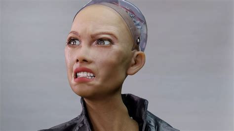 robot sophia kimin acik mikrofonda hepiniz zavallisiniz dedi robot
