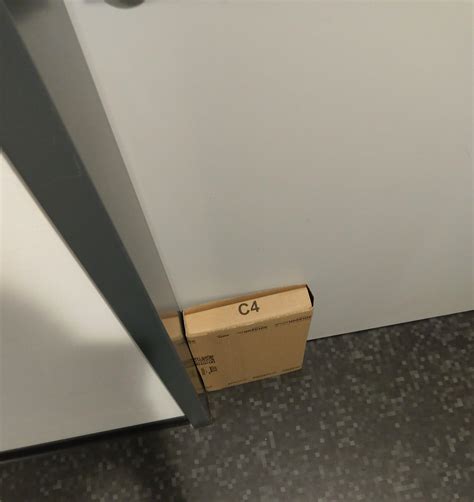 cALL thE FUCKING BoMb sQuaD! : r/PeopleFuckingDying