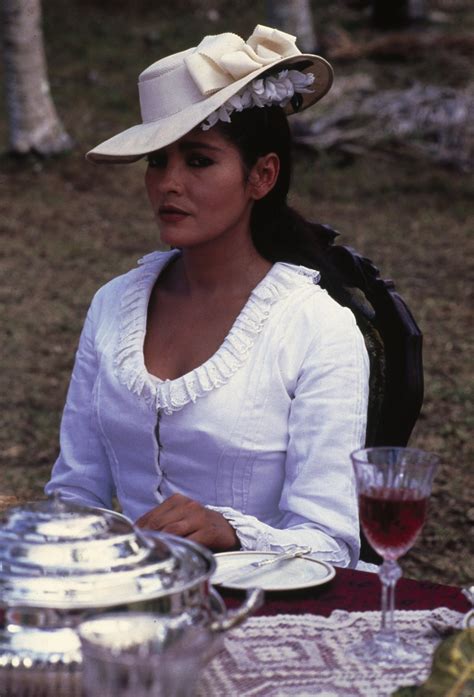 Barbara Carrera
