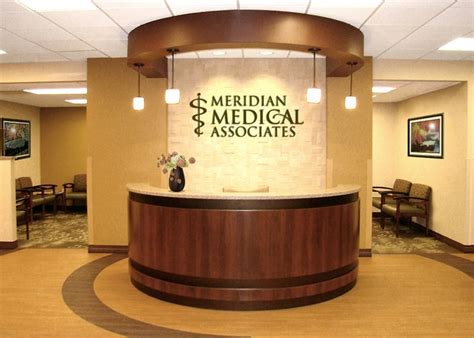 pin  nikmah fadhilah andi pampang  lobby rs medical office design