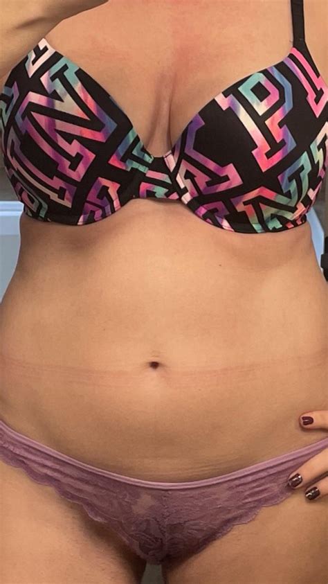 Usually I prefer them off😏 : r/BraAndPantiesMismatch