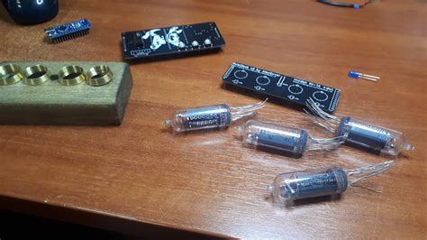 Ламповые часы на ГРИ ИН-14 Nixie Clock | Пикабу