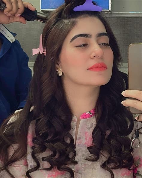 Muneeza Butt (@muneezaymoeen) • Instagram photos and videos