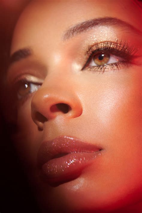Elinchrom ELC Beauty Photoshoot :: Behance