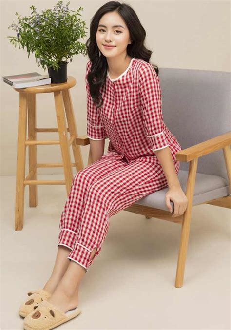 Những mẫu đồ bộ đẹp sang trọng dành cho phái yếu