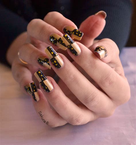 Little Google1: Nail Art