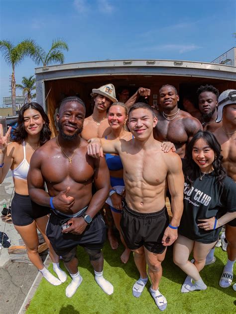 Keiani Mabe | we went loco for Nocco 😈🌴 vlogged the whole weekend - on