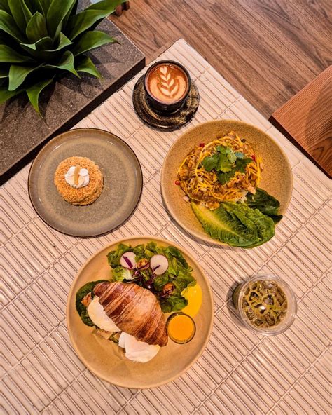 cents coffee kota  parahyangan lokasi harga menu  jam buka