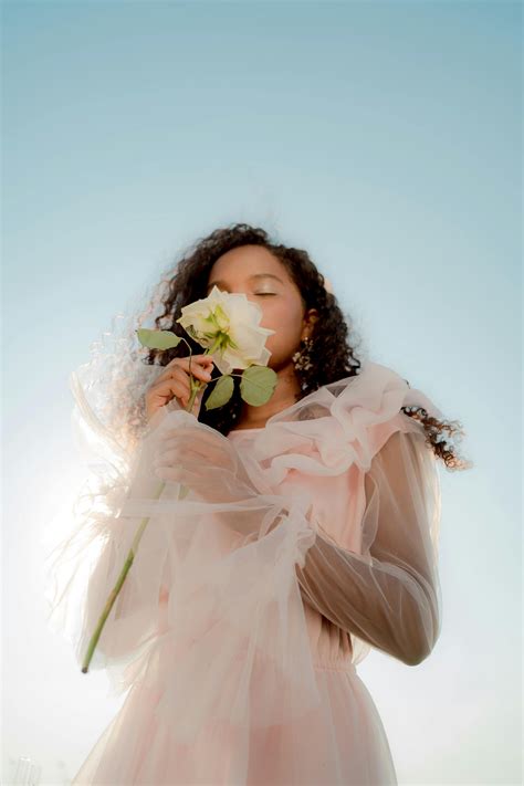 What Should I Do If My Water Smells Like Sulfur? - Water Well Owners