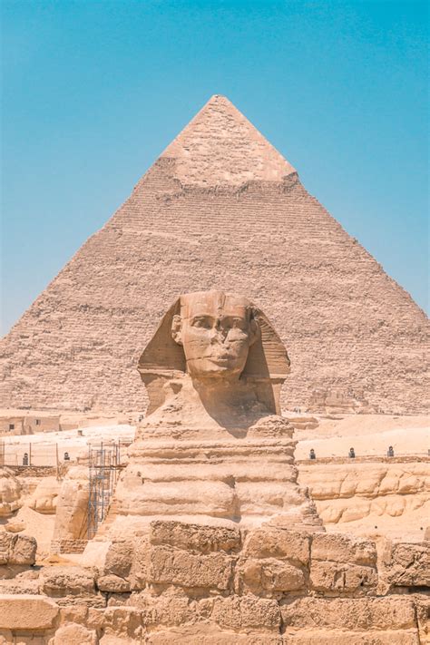 unbeaten star: Who Built The Giza Pyramids 