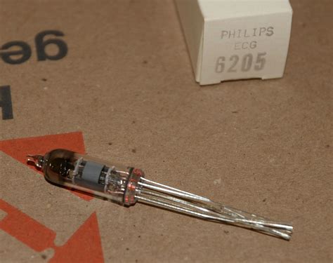 philips ecg  subminiature valve tube nos
