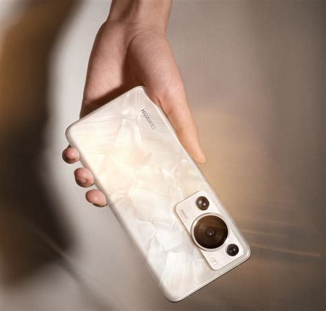 Huawei P60 Pro prezzo e caratteristiche del nuovo flagship...