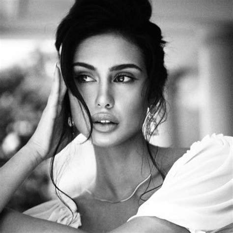 Celeste Cortesi Nude