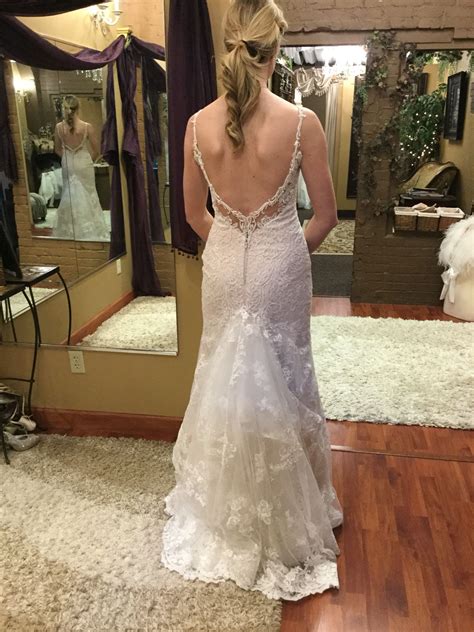 Split layer American bustle | Wedding dress bustle, Diy wedding dress