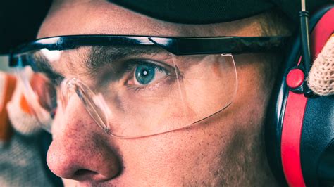 Die richtige Auswahl Ihrer Schutzbrille