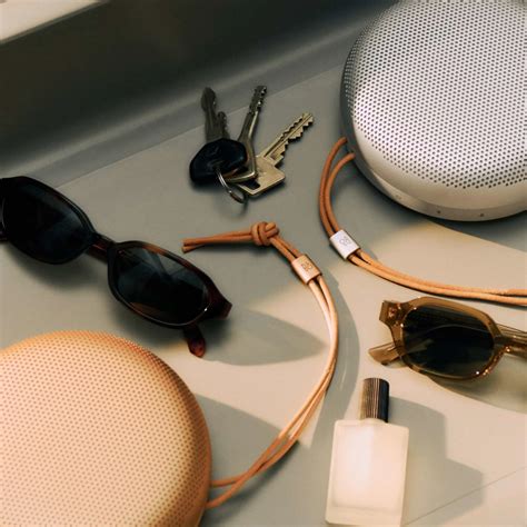 BANG & OLUFSEN Beosound A1 3rd Gen Portable Speaker Honey - buy in