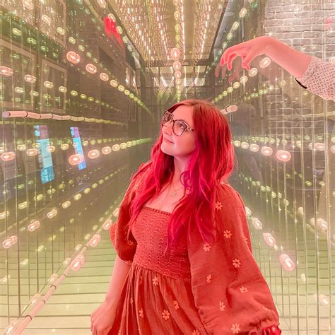 GoldenBlade on Twitter: "@LaurenzSide @Vixella Happy birthday @Vixella