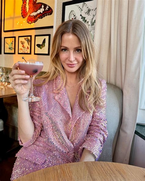 Millie Mackintosh Instagram | ThePlace-2.com