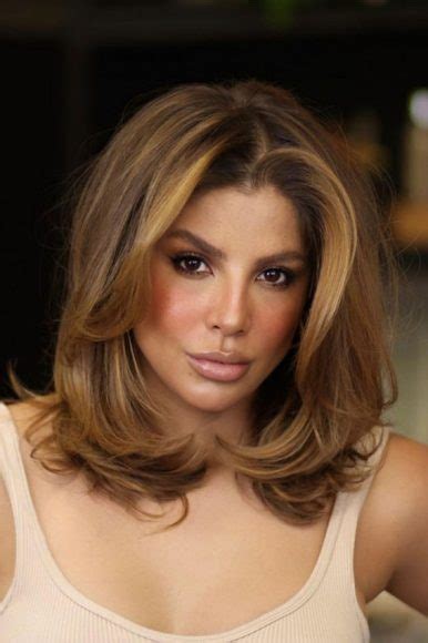 Breezy Medium Layered Haircuts to Freshen Up Your Summer Look