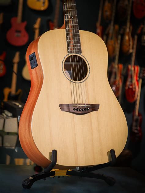 Faith Saturn Naked Electro - Kauffmann's Guitar Store