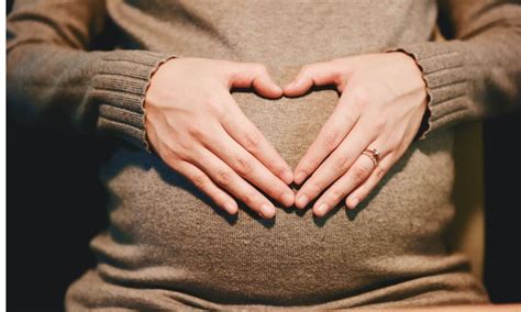 Sonhar Que Está Grávida Com Barriga - O que significa Sonhar que Está Grávida com Barriga segundo a Bíblia?