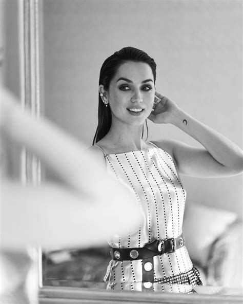 Ana de Armas | Scrolller