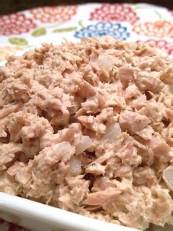 Miracle whip or mayonnaise in tuna salad recipes - Lunch snacks