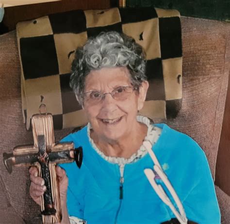 Beverly J. "Bev" Daniels Obituary - Grove City, OH