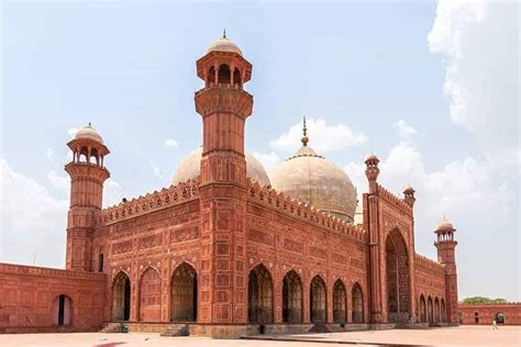 Inside Badshahi Mosque