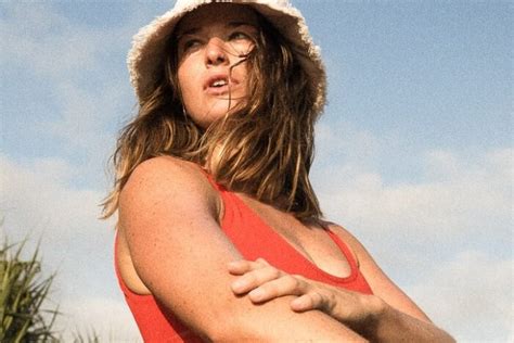 The Difference Between SPF 30 and SPF 50 | - Suntribe