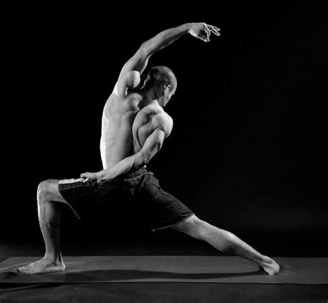 Мужская йога — это круто | Yoga muscles, Yoga for men, Yoga pictures