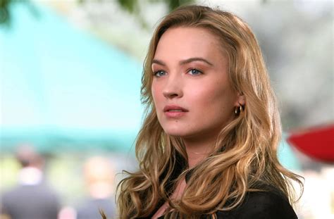 Download Actress English Celebrity Sophia Myles HD Wallpaper