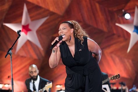 Queen Latifah Biography, Wiki, Boyfriend, Age, Family, Facts & More