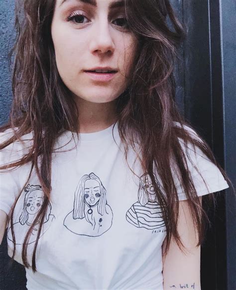 Pin by - ̗̀t ̖́- on dodie clark | Dodie clark, Beautiful people, Celebs