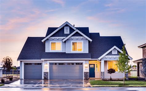 Easy Ways to Boost Your Home’s Curb Appeal - Austins Greater Garage Doors
