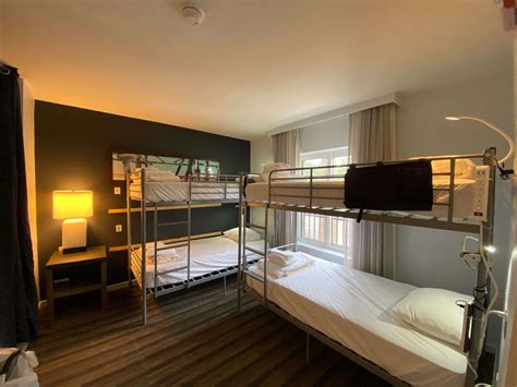 Hotel Crash Pads