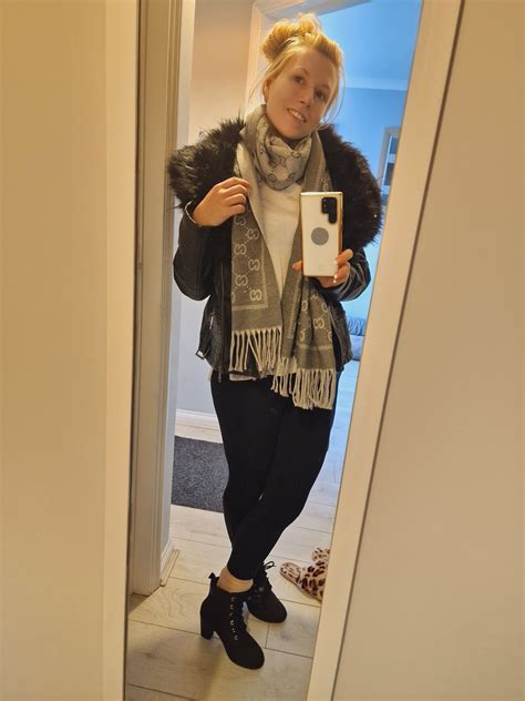 TW Pornstars - Michelle Moist. Twitter. What you thinking about?. 2:11