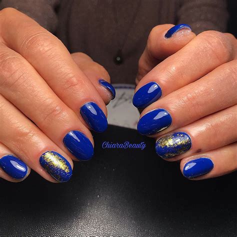 Royal Blue & Gold nails | Nagels