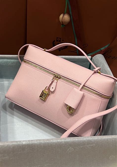 Loro Piana Сумка на плечо - купить с доставкой по выгодным ценам в ...