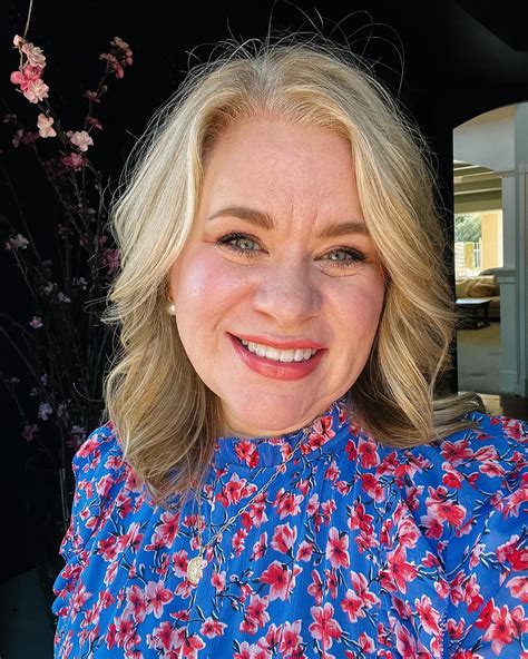 Kelly Norton | Certified Grief Support (@kellynortoncoaching