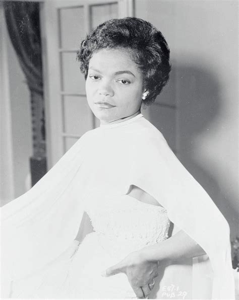 The Timeless Beauty of Young Eartha Kitt: A Journey Through Fabulous Photos